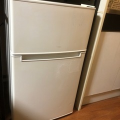 【引き取り限定無料】2ドア冷凍冷蔵庫　85L 1人暮らし