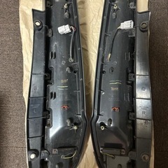 80系ノア、ヴォクシー　メテオテールランプ、リフレクター