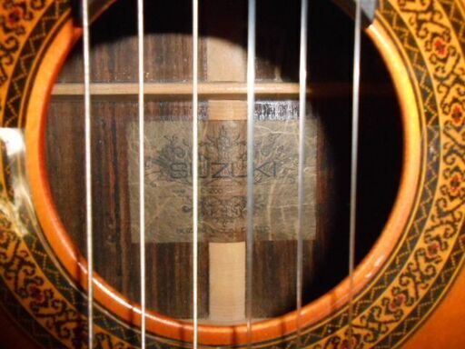 クラッシックギター1975年　SUZUKI C-200 クラッシックギター1975年 SUZUKI C-200