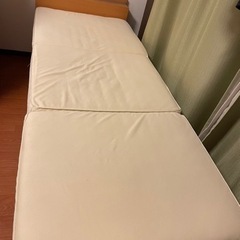 セミシングルサイズ　ベッド