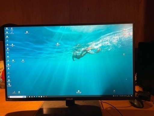 電子ドラム、PCディスプレイ、ギターアンプ　3万