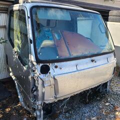 三菱  ニューキャンター  キャビン 三菱 ニューキャンター キャビン