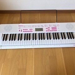 2/21まで　CASIO カシオ　電子ピアノ　LK-121