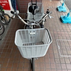 ☆美品☆フロント20インチ リア16インチ三輪車 スイング機能搭載 