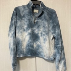 American Eagle クロップトレーナー