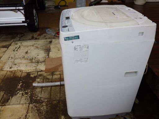 洗濯機　6kg　　製造年は確か2020年製です。