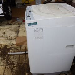 洗濯機　6kg　　製造年は確か2020年製です。値下げ8000円...