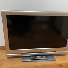 32インチ液晶テレビ