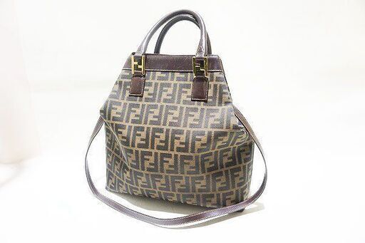 【苫小牧バナナ】FENDI/フェンディ FFズッカパターン 2Wayバッグ ブラウン/ブラック ストラップ 保存袋付♪