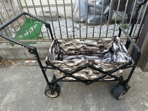 アウトドアワゴン　カモフラ　美品　折りたたみ可能
