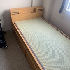 収納付きベッド　定価10万円以上