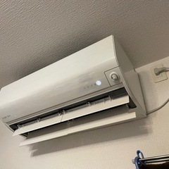 霧ヶ峰のエアコン18畳用と6畳用両方取りに来ていただける