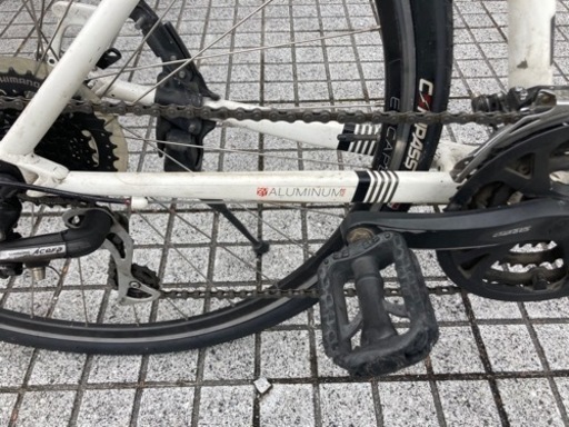 クロスバイク】FELT製 V110f 前後タイヤ、グリップ、チェーン新品 