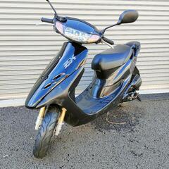 あお出品 新品パーツ多数ZX仕様バッテリー、シート等々..千葉県柏市即日配送可
