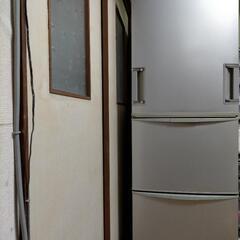 2010年製 シャープ冷蔵庫