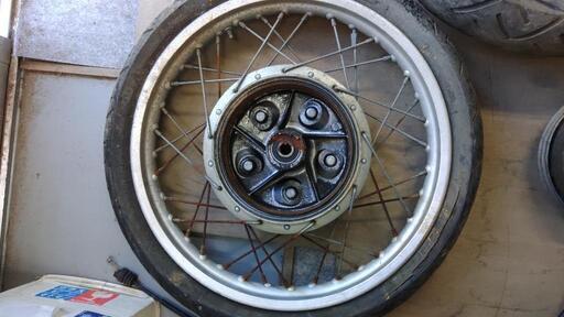 SR400.500ノーマルホイール、ドラムブレーキ　定型文には返信しません SR400.500ノーマルホイール、ドラムブレーキ 定型文には返信しません