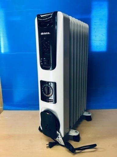 限定価格】【美品】デロンギオイルヒーター ユニカルド ホワイト 限定価格】【美品】デロンギオイルヒーター ユニカルド ホワイト