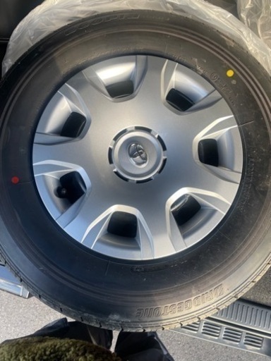 値下げしました】ハイエース8型新車外し タイヤホイールセット