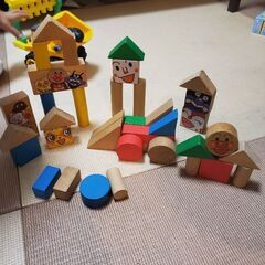 アガツマ アンパンマン 木素材 積み木 知恵おもちゃ 木製玩具