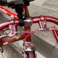 赤 ピスト ストラトス