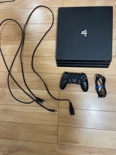 3月5日まで出品PS4PRO プレステ4 PlayStation4 CUH-7000B B01 JETBLACK