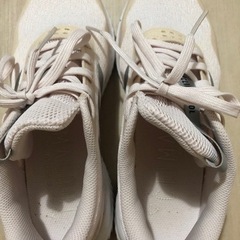 adidasのスニーカー(230)