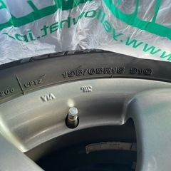 スタッドレスタイヤ 195/65r15 5穴 pcd114.3 4本