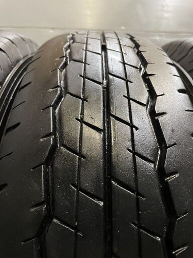 195/80R15 107/105L LT 2020年製造 ダンロップ・2本 - タイヤ