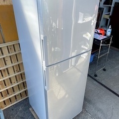 シャープ　冷蔵庫 225L 2018年式