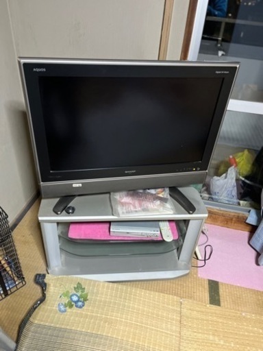 シャープ32インチ　テレビ台付き　配達可能