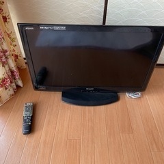 液晶テレビ　AQUOS リモコン付