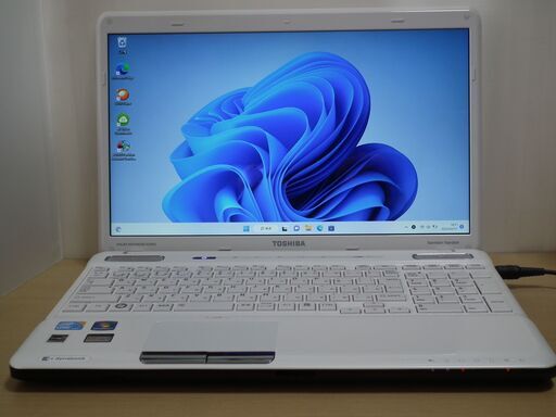 №583【SSD256GB搭載WIN11Home 東芝 Satellite TX/77MWH Core-i5/ﾒﾓﾘ4GB/Office365】