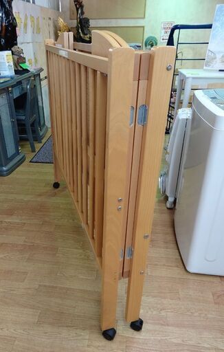 スリーピー ベビーベッド ワンタッチベッド 125×77×109cm 木製