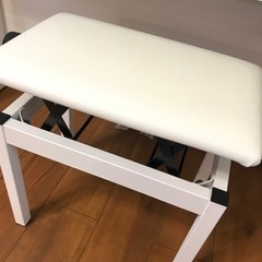 電子ピアノ 白 Roland 