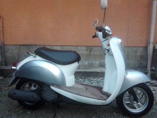 ホンダ、スクピー　燃費にやさしい4スト、通勤通学に。