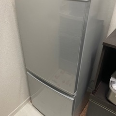 小型冷蔵庫　2017年製　