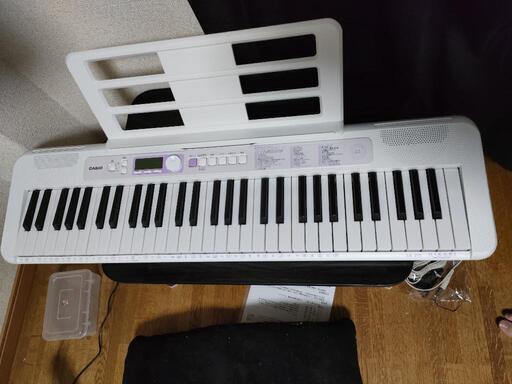 ほぼ新品 casio lk-315 61鍵 電子キーボード 光ナビゲーション