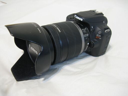 Canon EOS kiss X7 EF-S18-200mm IS レンズとバッテリ－3個付き Canon EOS