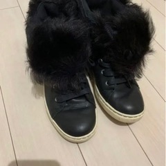 UGG アグ　スニーカー