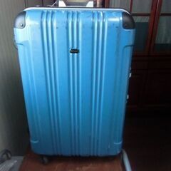 スーツケース　　ブルー