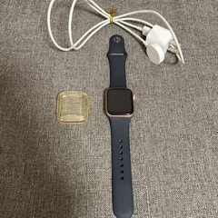 取引決定　Apple Watch4  40