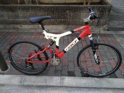 マウンテンバイク gt xcr400