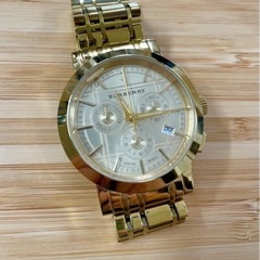 バーバリー　ニューヘリテージ　クロノグラフ　メンズクォーツ　ゴールド