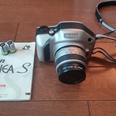 NikonのAPS式フィルムカメラお譲りします。