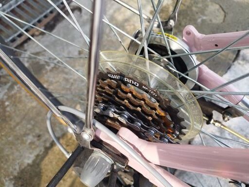 シティサイクル 27インチ 自転車 ピンク 6段切替 オートライト カゴ