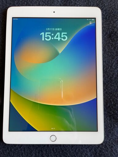 ipad 2017第5 wi-fi+sell ３２GB white SIMフリーバッテリー９２％