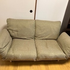 日本製のソファー