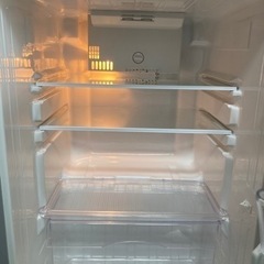 新生活SALE ユーイング 2ドア冷蔵庫 140L  リサイクルショップ宮崎屋住吉店 23.2.18 y 新生活SALE ユーイング 2ドア冷蔵庫 140L リサイクルショップ宮崎屋