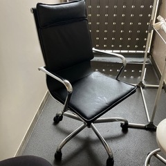 安定感のある椅子