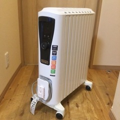 デロンギ オイルヒーター RHJ65L0915 USED品 動作...